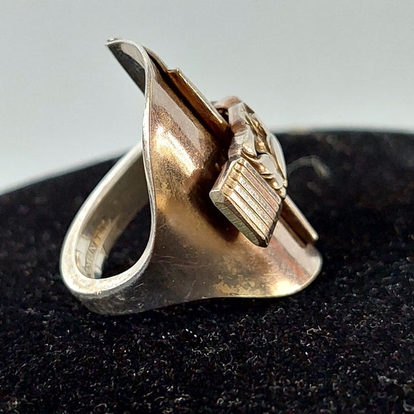 Community Large silver Ring - Picture 4 of 10